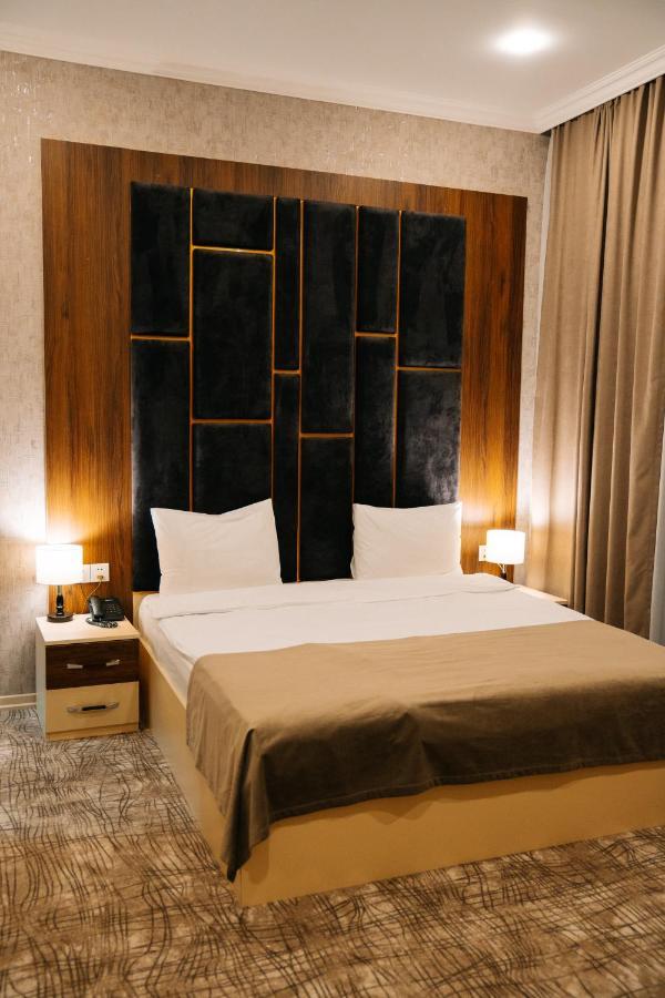 The Clocktower Hotel Μπακού Εξωτερικό φωτογραφία